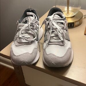 New Balance Gray and White Athletic Shoes size 8